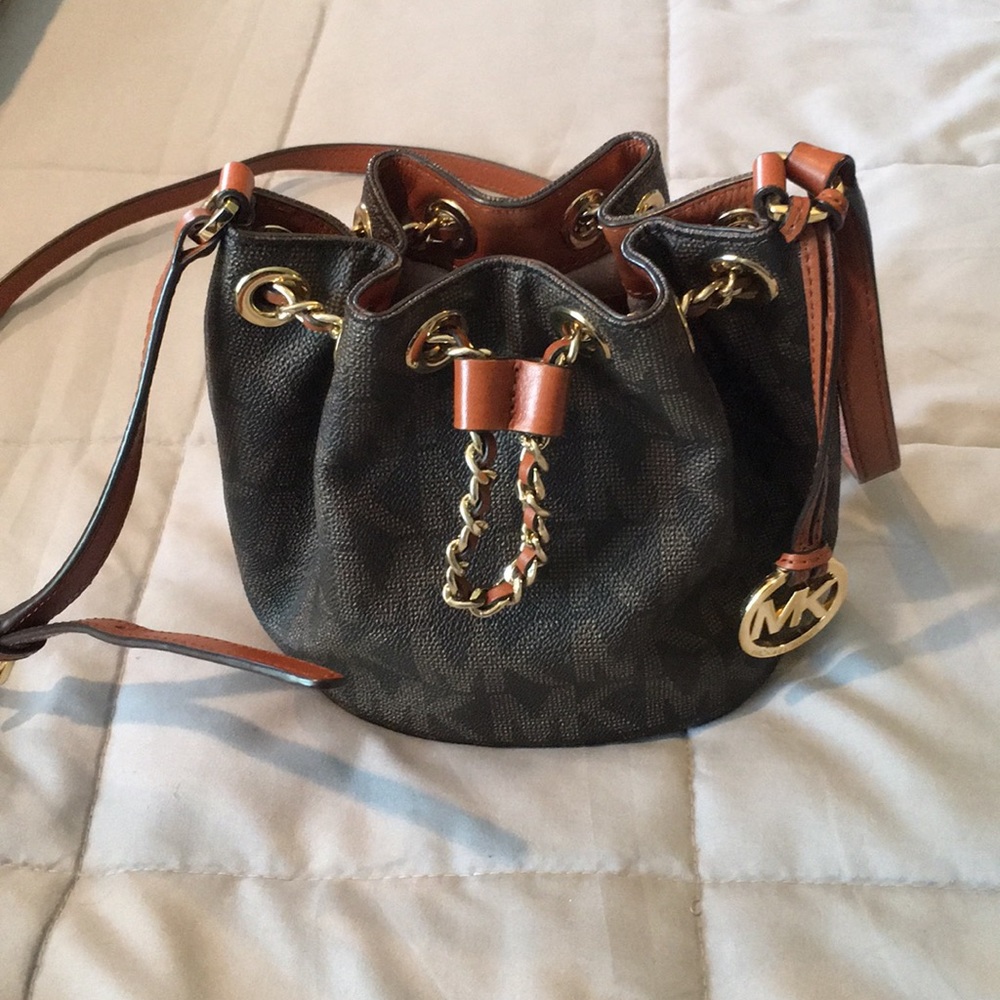 Michael Kors crossbody